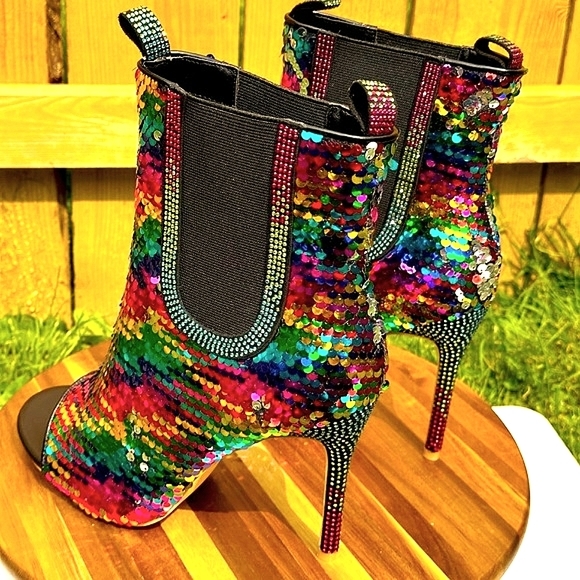 Cape Robbin Beam Open Toe Multicolor Sequin High Heel Booties - Picture 5 of 11